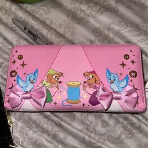 Cinderella pink wallet